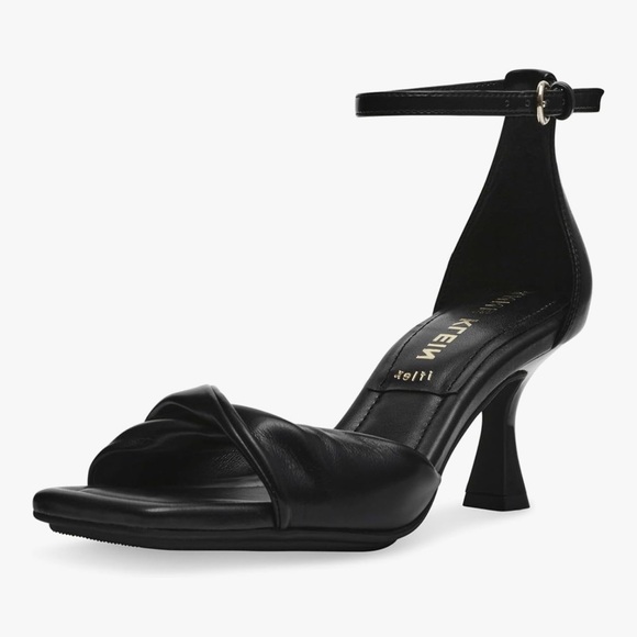 BNWT ANNE KLEIN “JESSIE” BLACK FAUX LEATHER KITTEN HEEL ANKLE STRAP SANDALS 7M - Picture 3 of 16